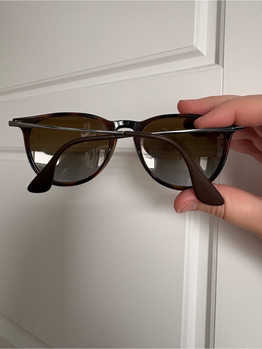 Ray-Ban Women's Tortoiseshell Brown Gradient Sunglasses - Picture 6 of 6